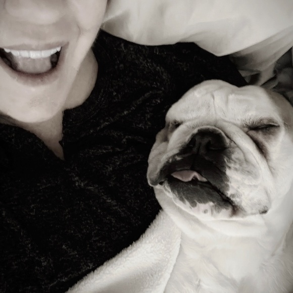 Meet your Posher, Jennifer - Picture 1 of 1